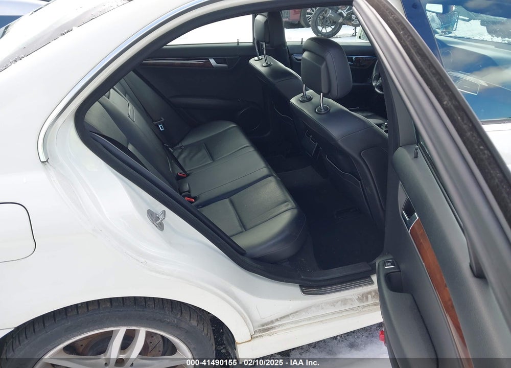 2012 MERCEDES-BENZ C 300 LUXURY 4MATIC/SPORT 4MATIC VIN: WDDGF8BB3CA708080
