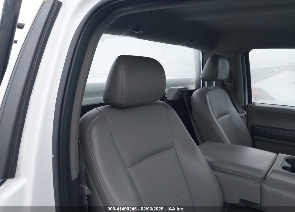 2018 FORD F-150 XL VIN: 1FTMF1C59JKD94715