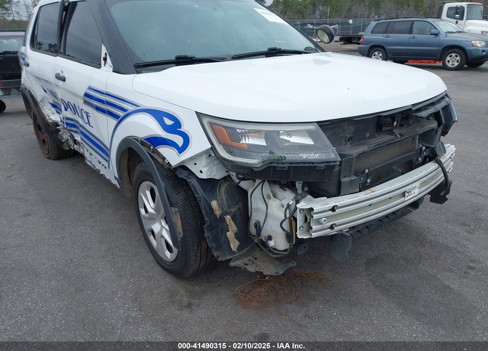 2018 FORD POLICE INTERCEPTOR VIN: 1FM5K8AR9JGC94952