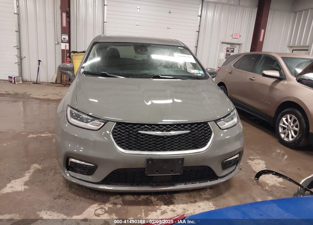 2022 CHRYSLER PACIFICA HYBRID TOURING L VIN: 2C4RC1L74NR134875