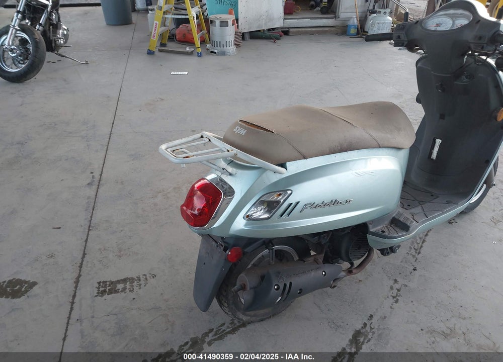 2009 SYM FIDDLE II 125 VIN: RFGBS1HE29XAW2738