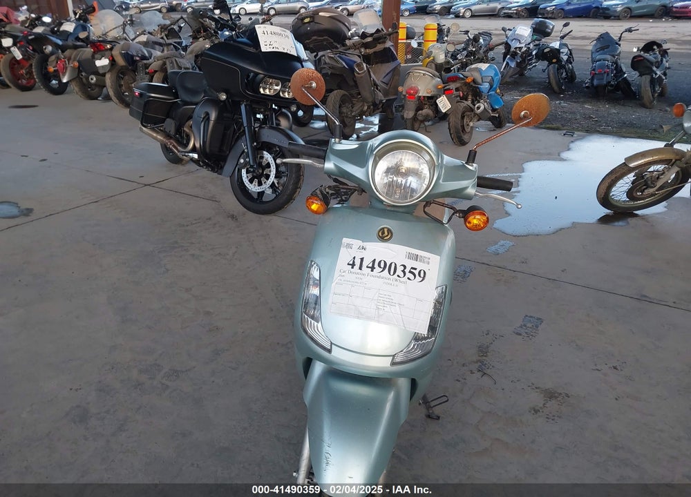 2009 SYM FIDDLE II 125 VIN: RFGBS1HE29XAW2738