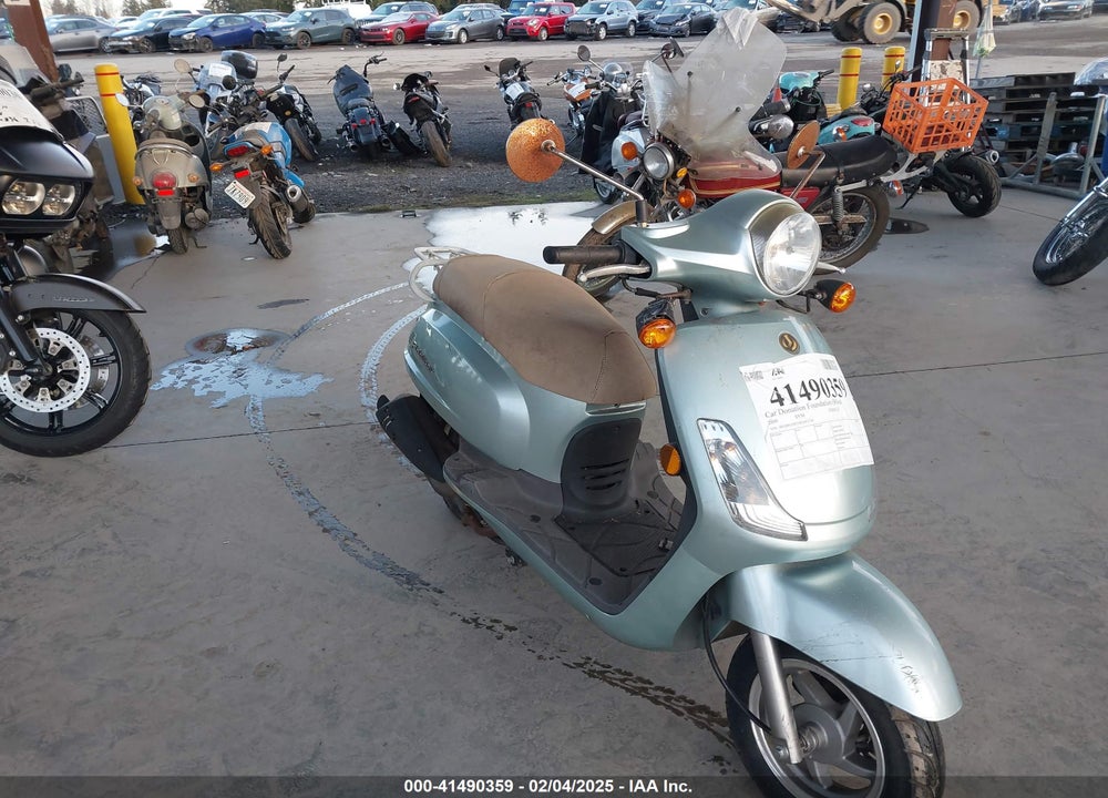 2009 SYM FIDDLE II 125 VIN: RFGBS1HE29XAW2738