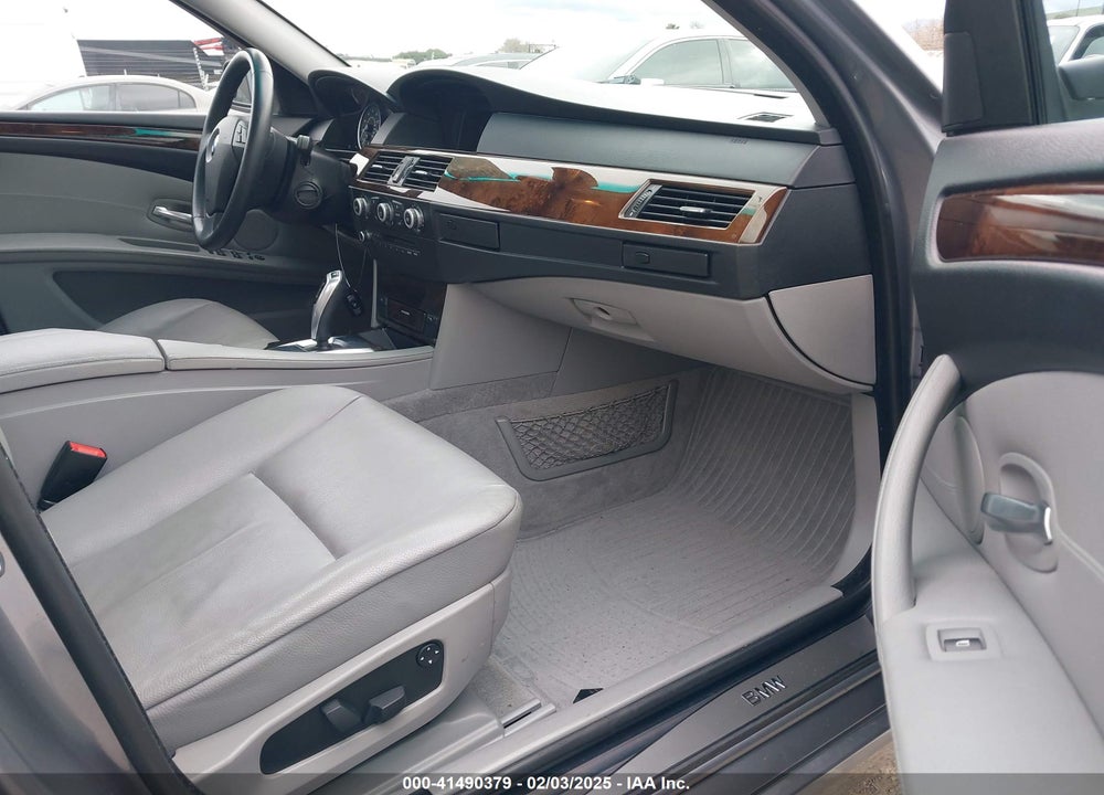 2010 BMW 528I VIN: WBANU5C5XAC128600
