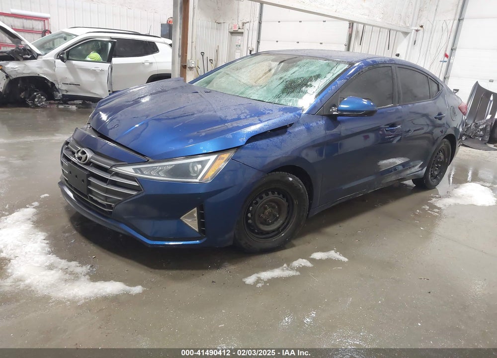2019 HYUNDAI ELANTRA VIN: 5NPD74LF4KH474737