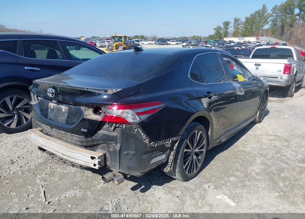 2019 TOYOTA CAMRY VIN: 4T1B11HK8KU691979