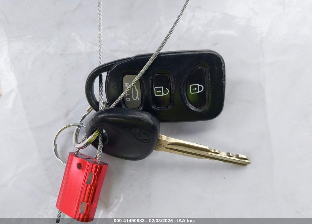 2010 HYUNDAI ELANTRA GLS VIN: KMHDU4AD3AU835207