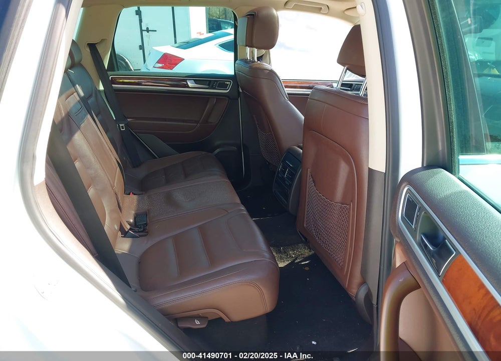 2012 VOLKSWAGEN TOUAREG TDI EXECUTIVE VIN: WVGEK9BP9CD006581
