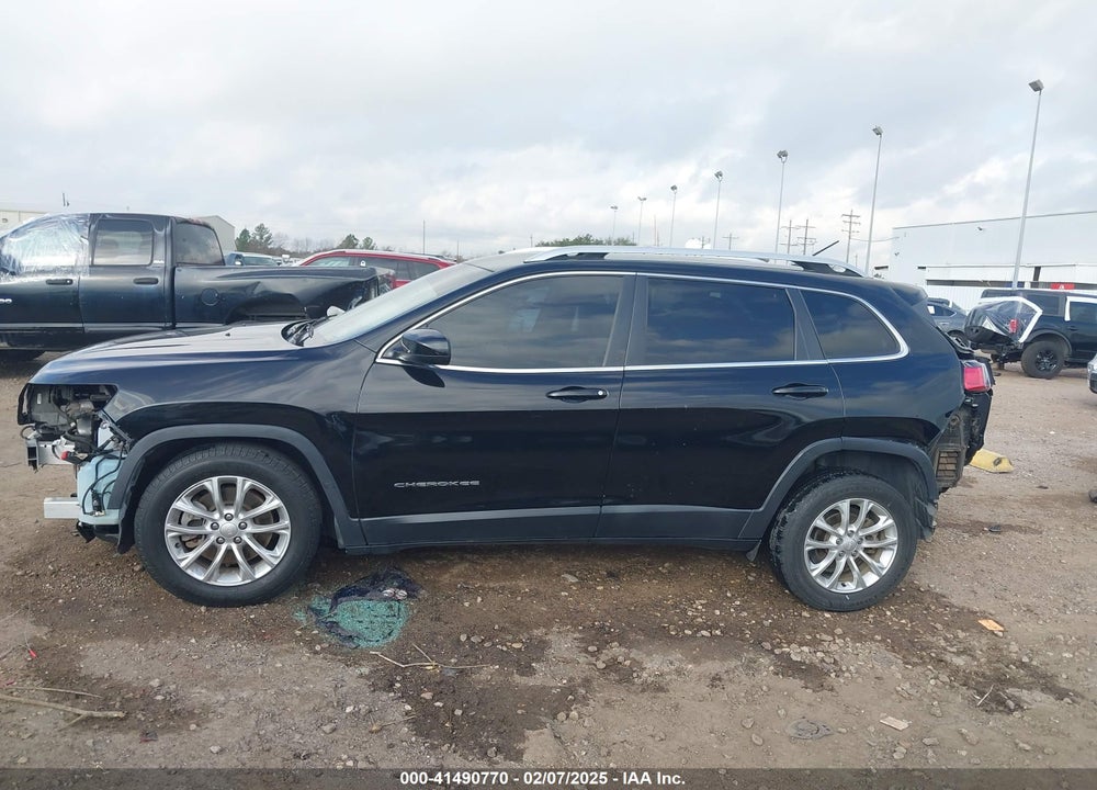 2019 JEEP CHEROKEE LATITUDE FWD VIN: 1C4PJLCB8KD147771