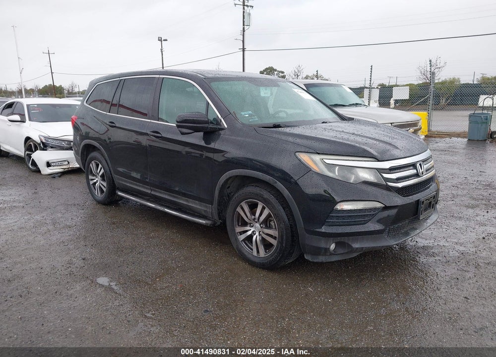 2017 HONDA PILOT EX-L VIN: 5FNYF6H50HB018452