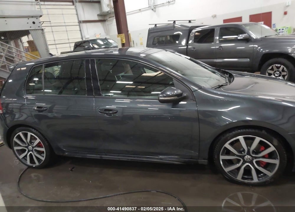 2014 VOLKSWAGEN GTI VIN: WVWGD7AJ6EW002276