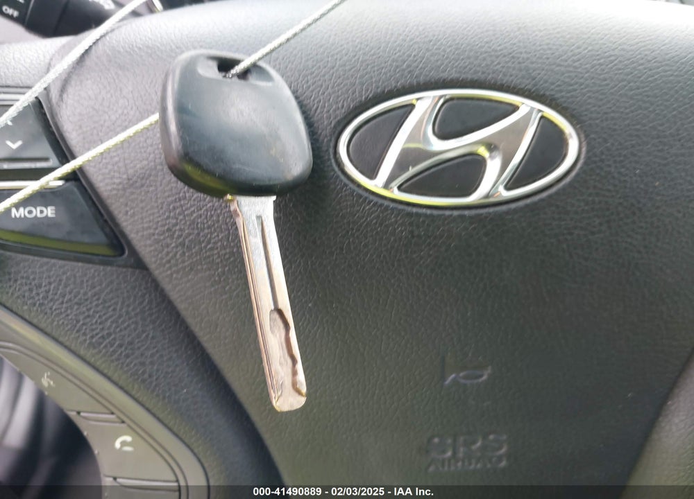 2014 HYUNDAI SONATA VIN: 5NPEB4AC8EH859590