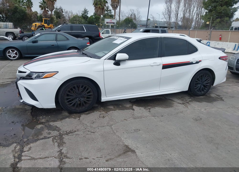 2019 TOYOTA CAMRY VIN: 4T1B11HK4KU217995