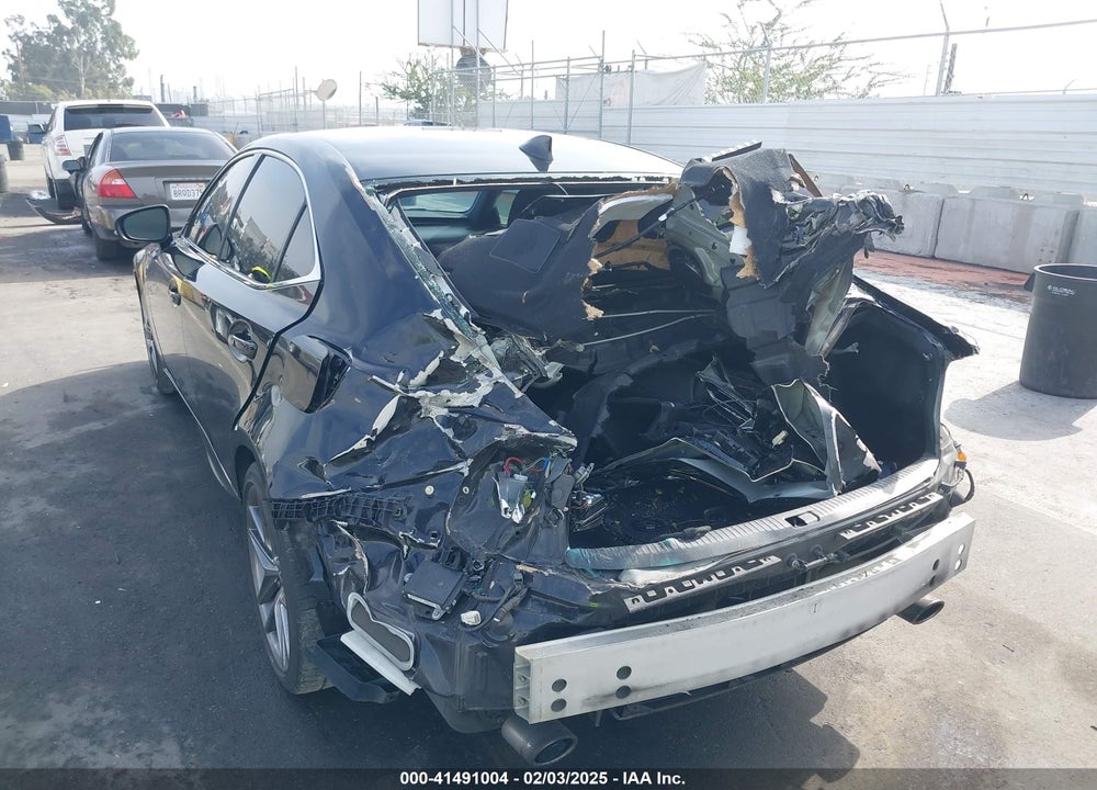 2014 LEXUS IS VIN: JTHBE1D21E5013120