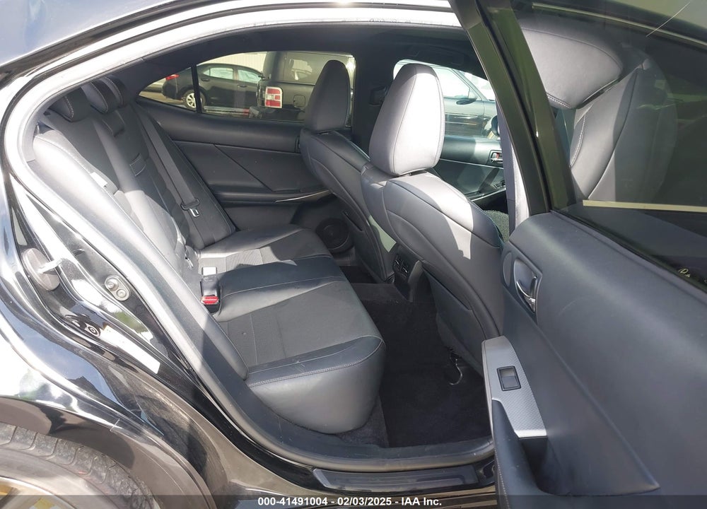 2014 LEXUS IS VIN: JTHBE1D21E5013120