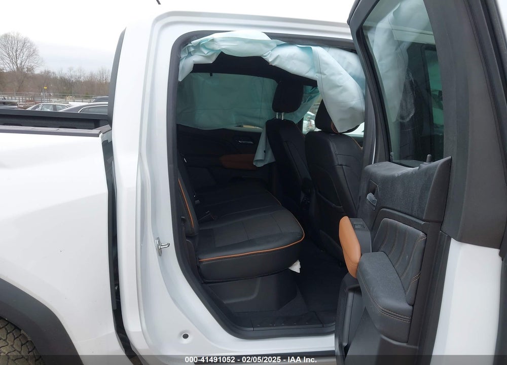 2024 GMC CANYON VIN: 1GTP6DEK1R1230068