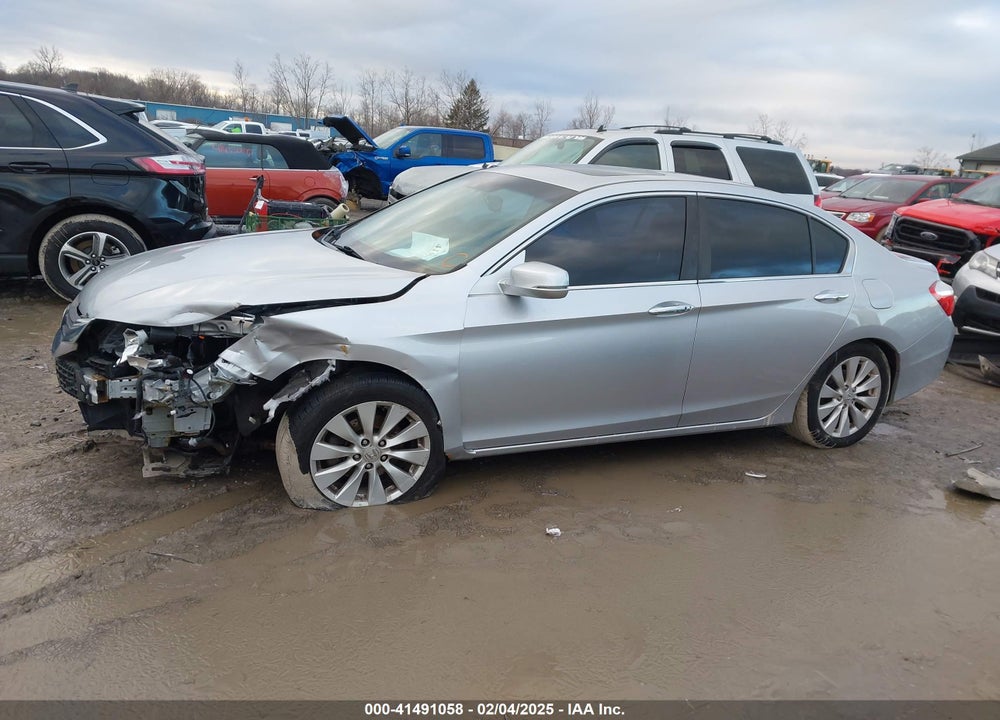 2013 HONDA ACCORD VIN: 1HGCR2F87DA027466