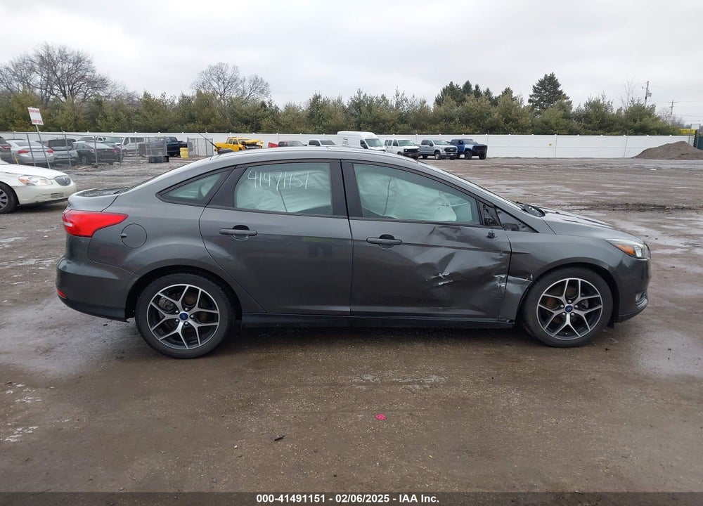 2017 FORD FOCUS SEL VIN: 1FADP3H28HL252759