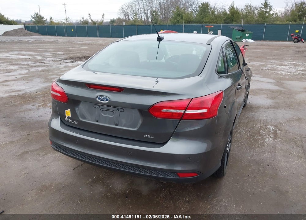 2017 FORD FOCUS SEL VIN: 1FADP3H28HL252759