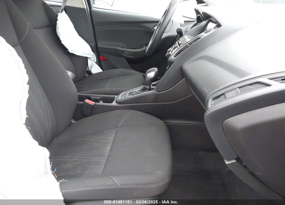 2017 FORD FOCUS SEL VIN: 1FADP3H28HL252759