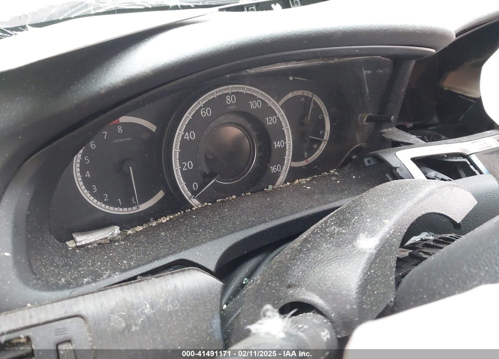 2013 HONDA ACCORD VIN: 1HGCR3F87DA007238