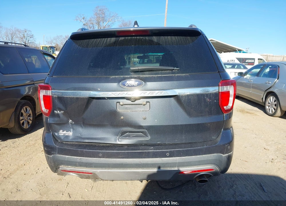 2017 FORD EXPLORER XLT VIN: 1FM5K7D82HGA54052