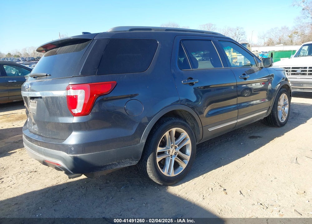 2017 FORD EXPLORER XLT VIN: 1FM5K7D82HGA54052