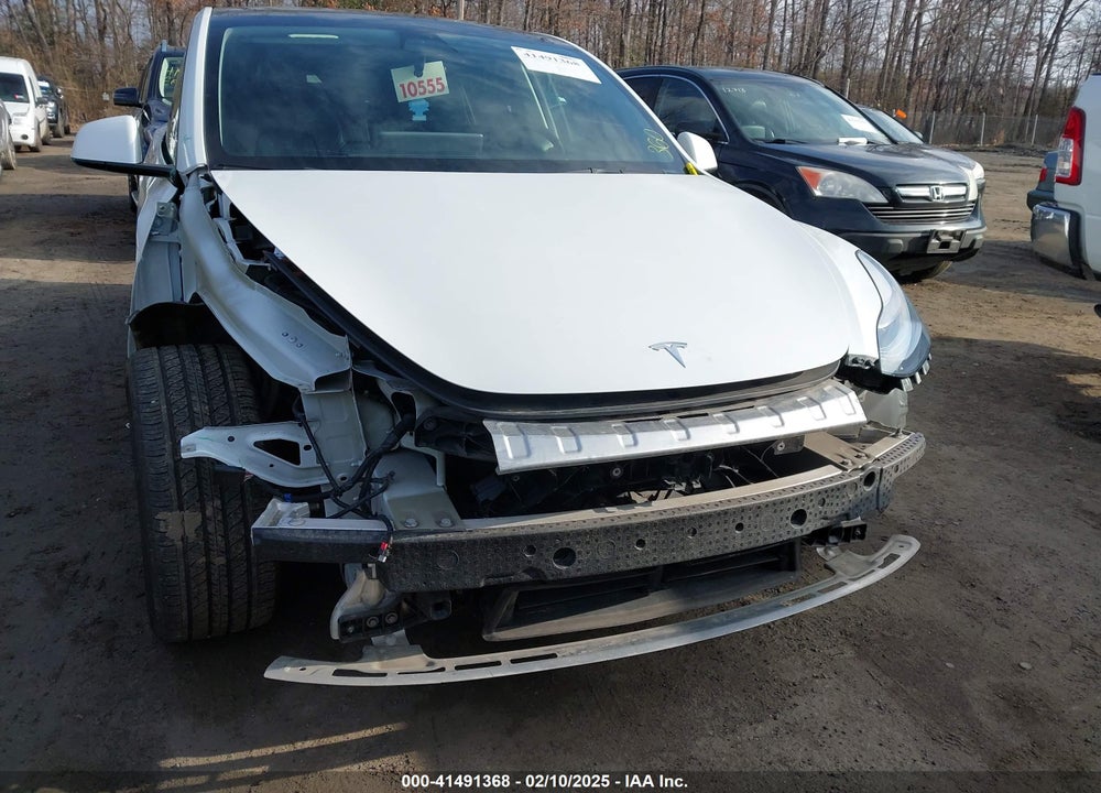 2021 TESLA MODEL Y LONG RANGE DUAL MOTOR ALL-WHEEL DRIVE VIN: 5YJYGDEE3MF265786