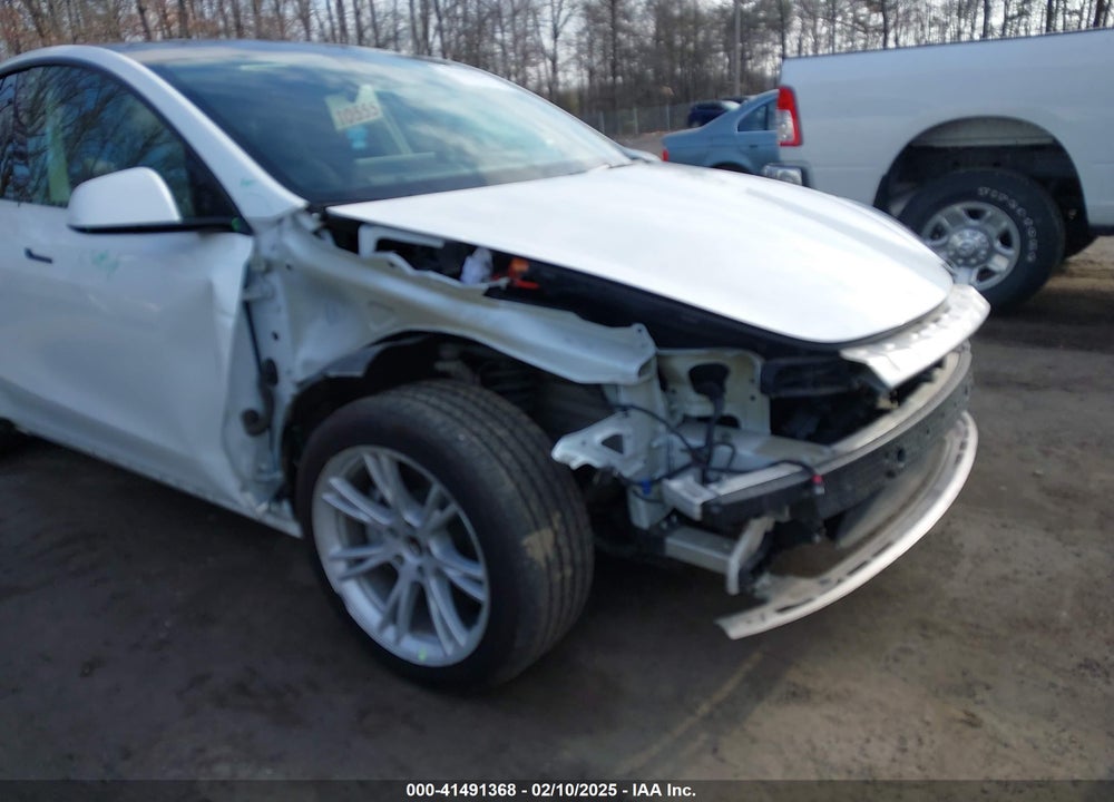 2021 TESLA MODEL Y LONG RANGE DUAL MOTOR ALL-WHEEL DRIVE VIN: 5YJYGDEE3MF265786