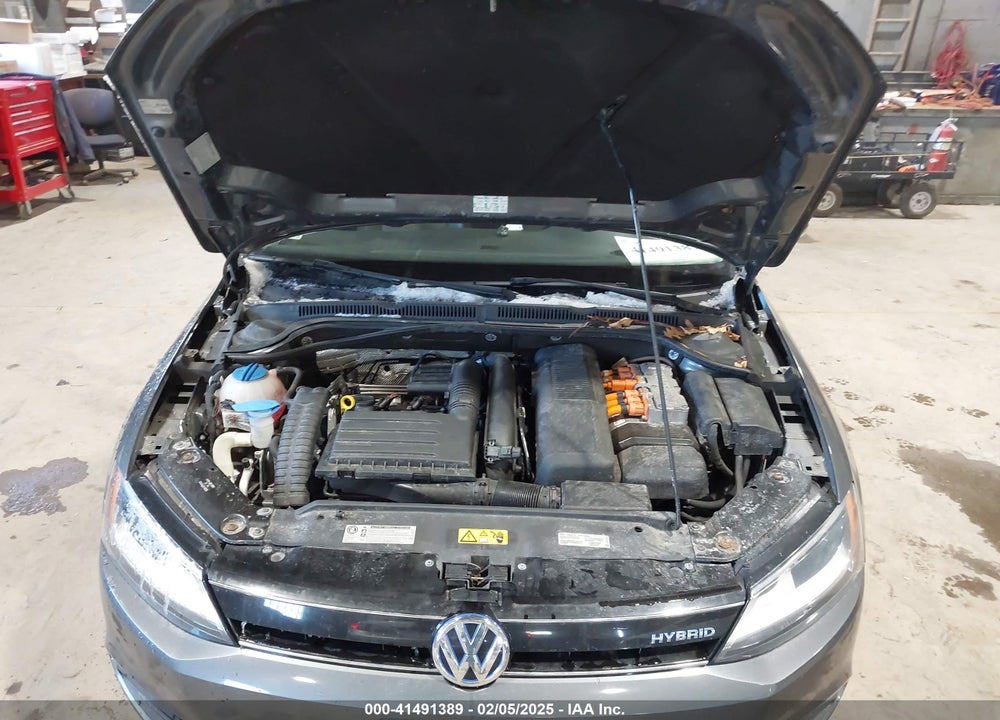 2013 VOLKSWAGEN JETTA HYBRID VIN: 3VW637AJ8DM230225