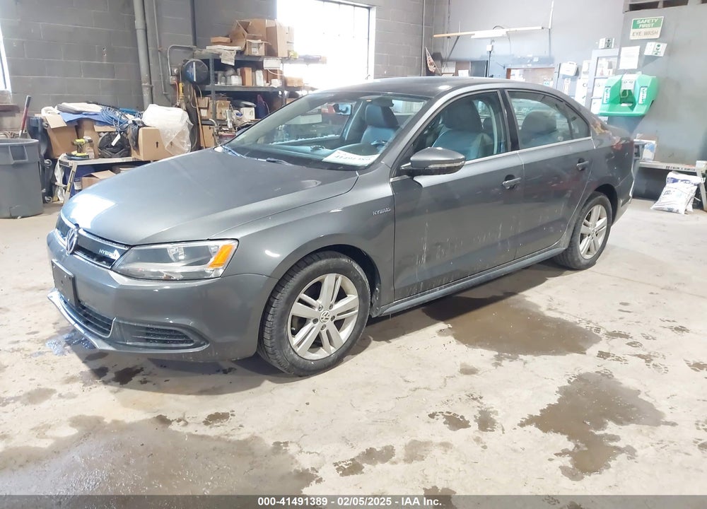 2013 VOLKSWAGEN JETTA HYBRID VIN: 3VW637AJ8DM230225