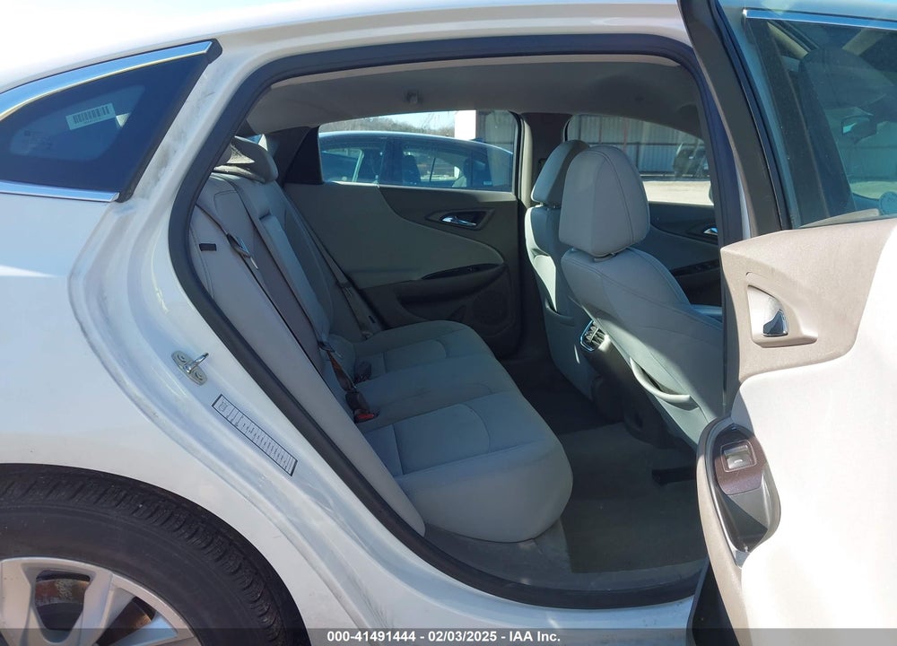 2022 CHEVROLET MALIBU VIN: 1G1ZD5ST1NF109905