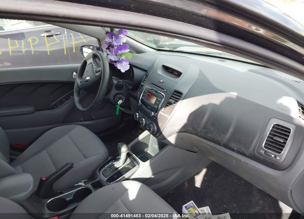 2018 KIA FORTE VIN: 3KPFK4A7XJE197047