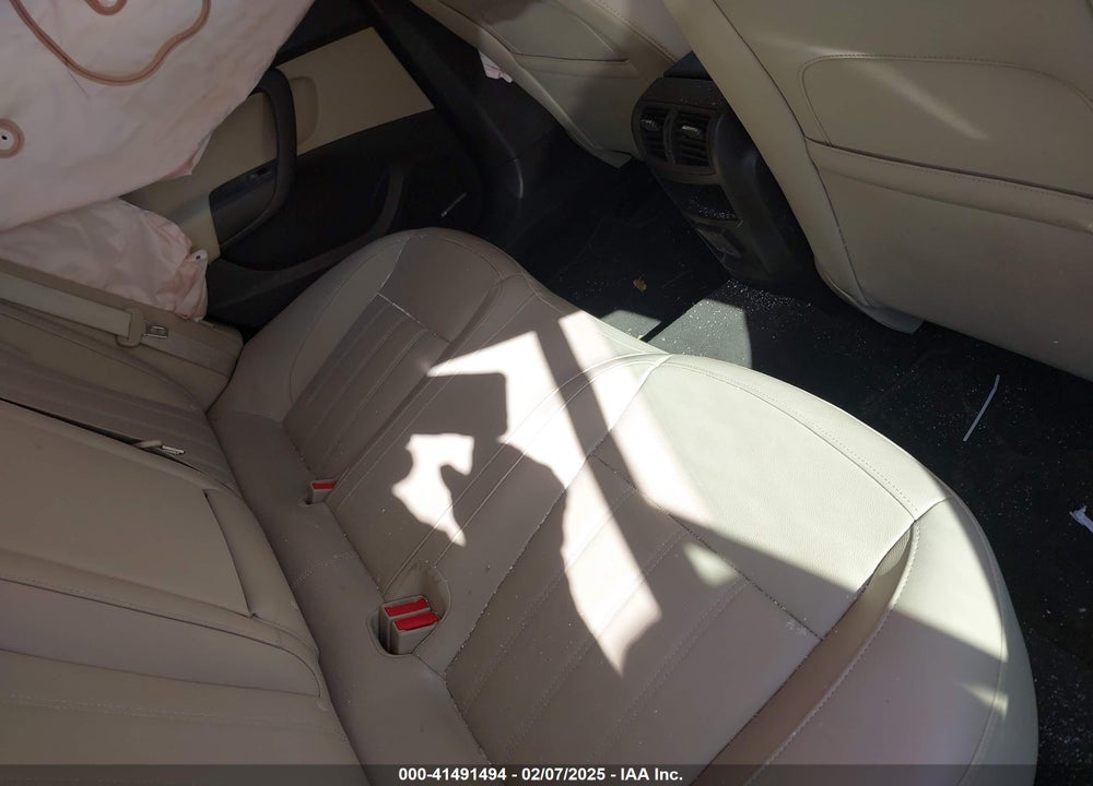 2011 BUICK REGAL VIN: W04G15GV5B1124945