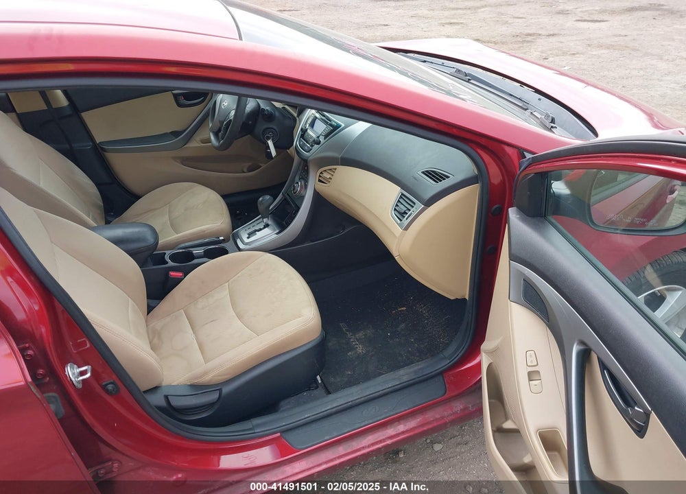 2013 HYUNDAI ELANTRA VIN: 5NPDH4AE2DH429807