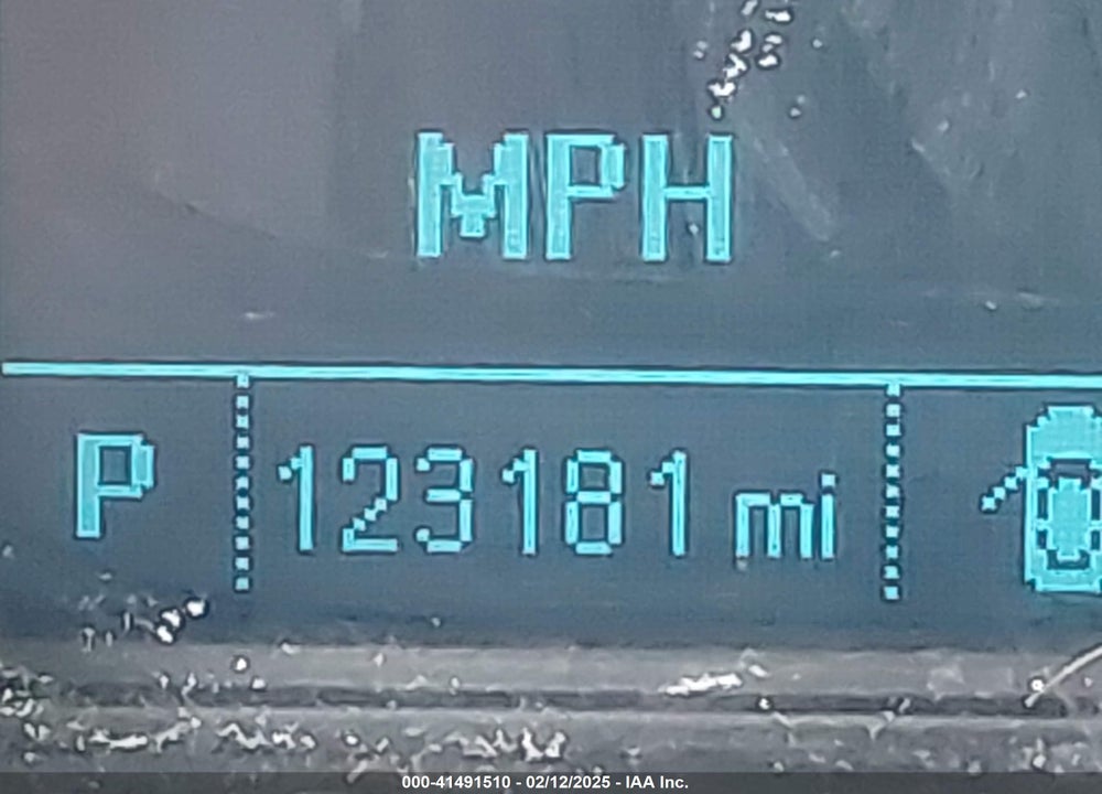 2012 CHEVROLET EQUINOX 1LT VIN: 2GNFLEE51C6176447
