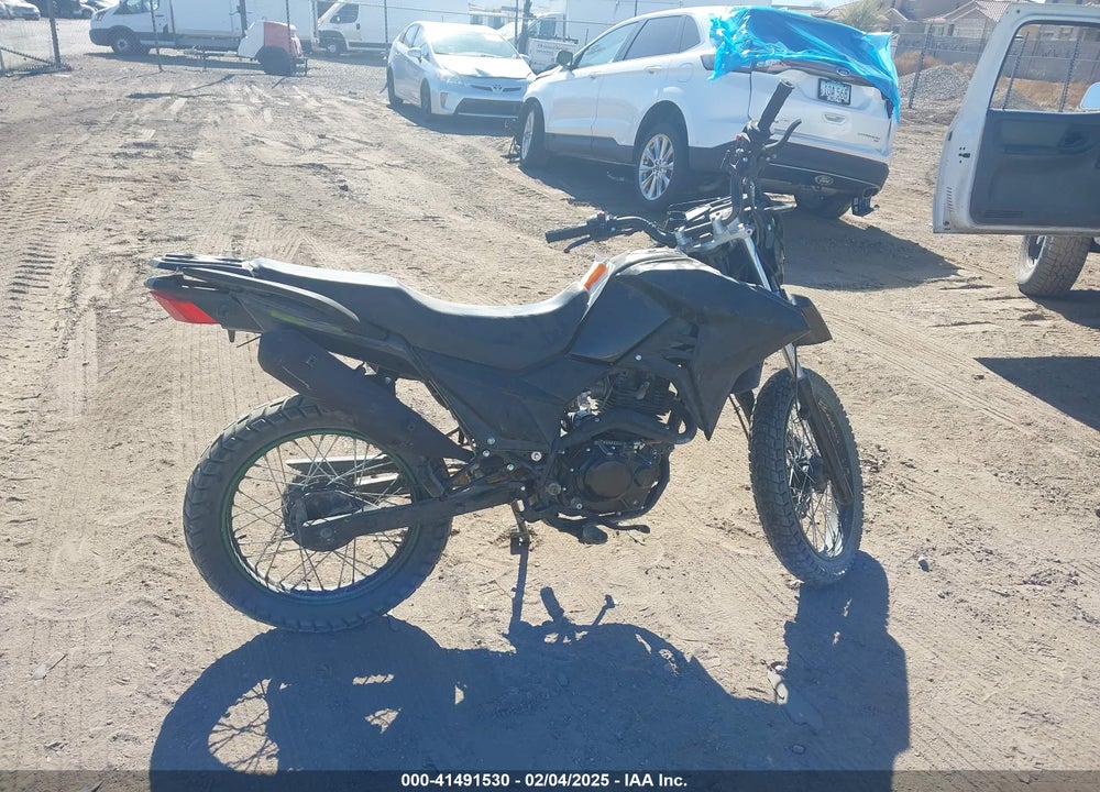 2022 QIPA X-PECT VIN: LXAUPTP01NX000587