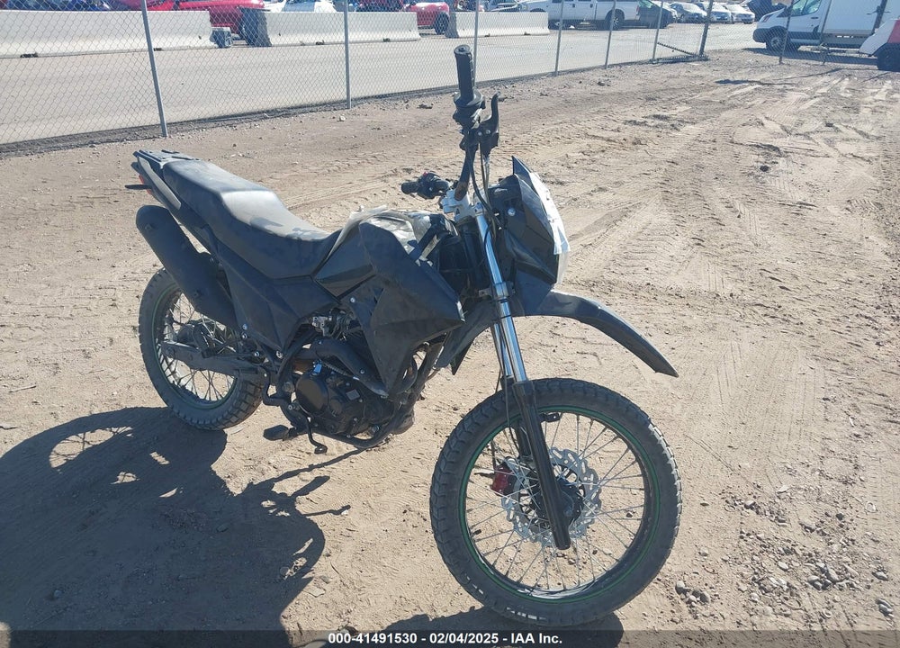 2022 QIPA X-PECT VIN: LXAUPTP01NX000587