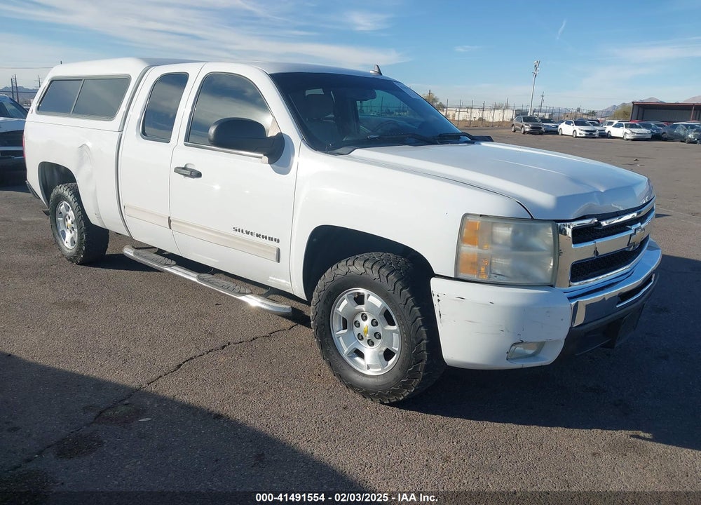 2011 CHEVROLET SILVERADO 1500 LT VIN: 1GCRCSE03BZ413922