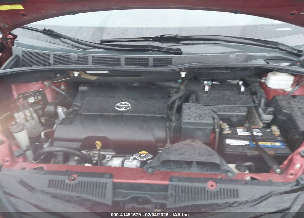 2011 TOYOTA SIENNA BASE V6 VIN: 5TDZK3DC5BS007047