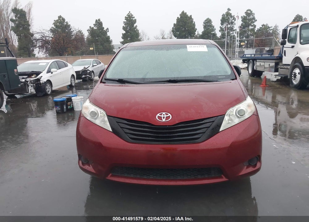 2011 TOYOTA SIENNA BASE V6 VIN: 5TDZK3DC5BS007047