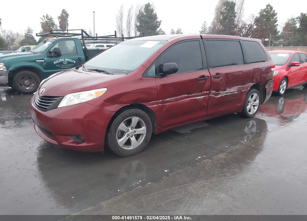 2011 TOYOTA SIENNA BASE V6 VIN: 5TDZK3DC5BS007047