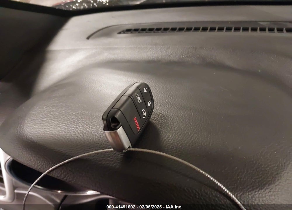 2015 JEEP GRAND CHEROKEE ALTITUDE VIN: 1C4RJFAG2FC128962