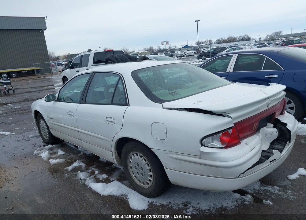 1998 BUICK REGAL LS VIN: 2G4WB52K5W1466306