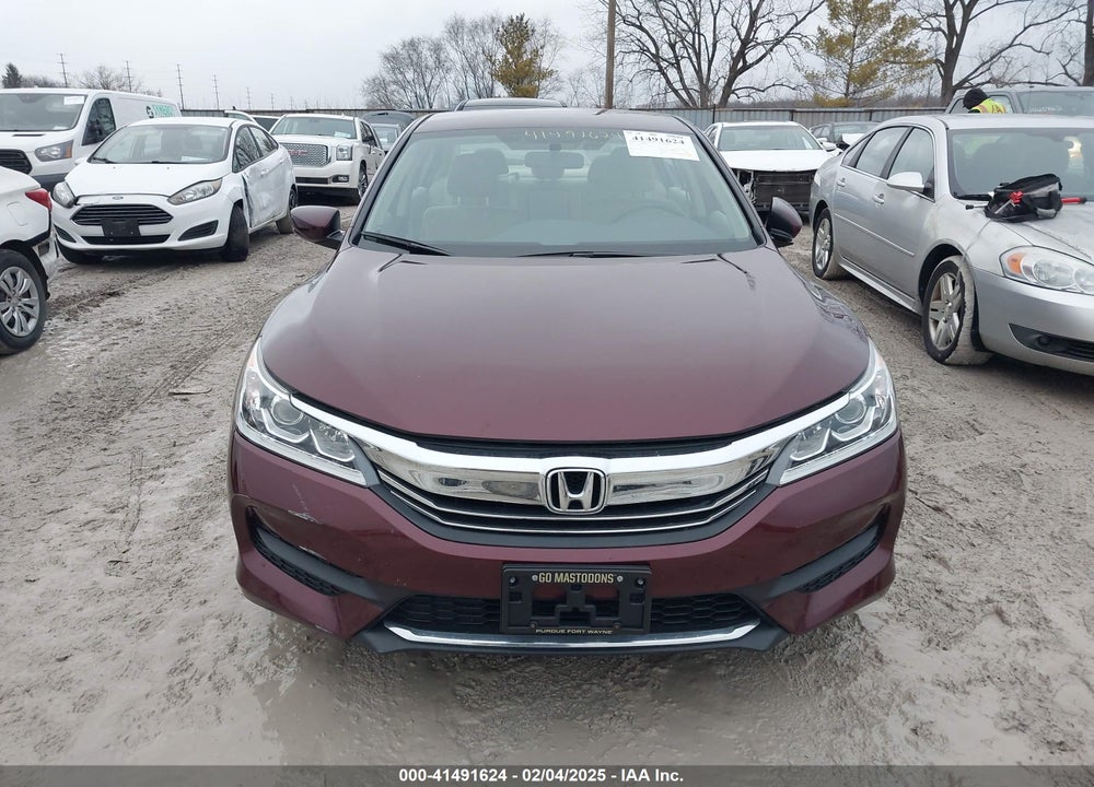 2017 HONDA ACCORD VIN: 1HGCR2F38HA122189