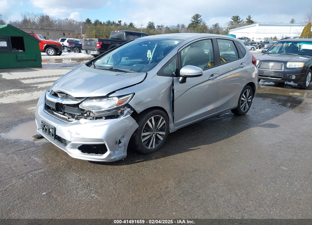 2018 HONDA FIT VIN: 3HGGK5H87JM724297