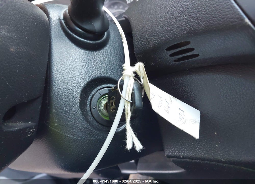 2016 HONDA ACCORD VIN: 1HGCR2F32GA051571