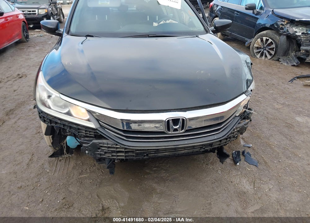 2016 HONDA ACCORD VIN: 1HGCR2F32GA051571