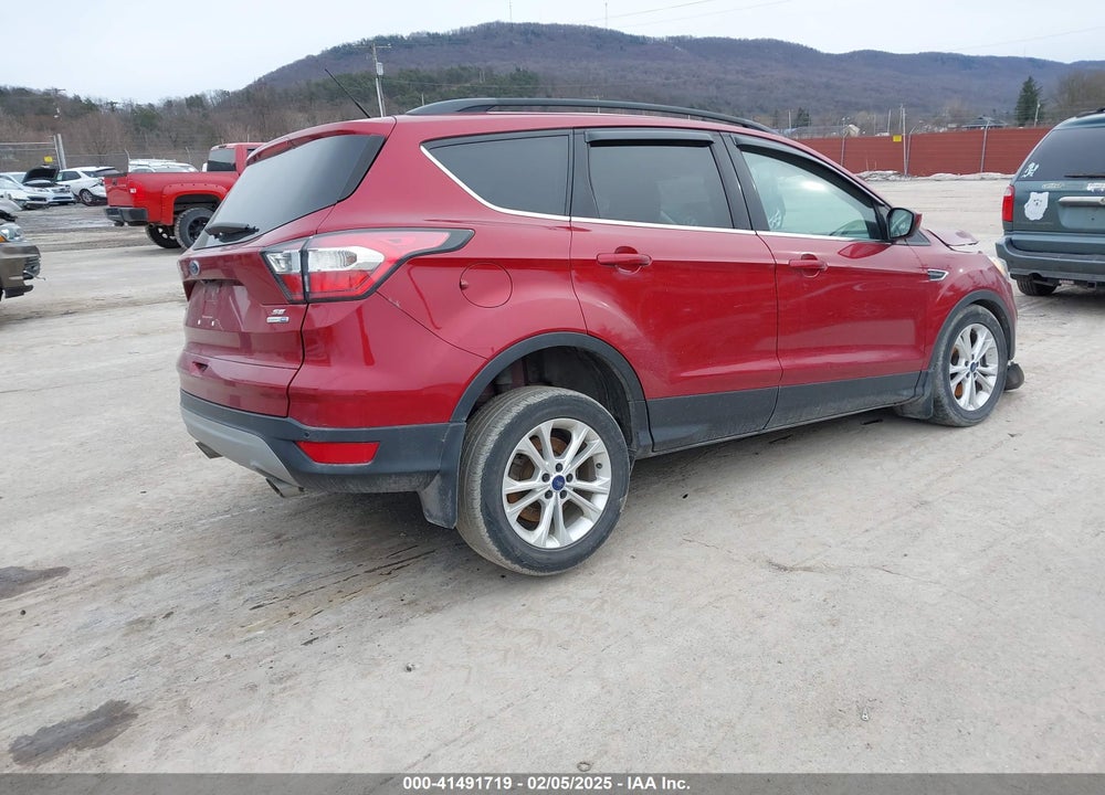 2017 FORD ESCAPE SE VIN: 1FMCU9G93HUA74085