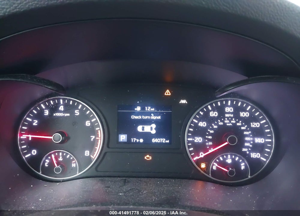 2019 KIA OPTIMA VIN: 5XXGT4L38KG361111